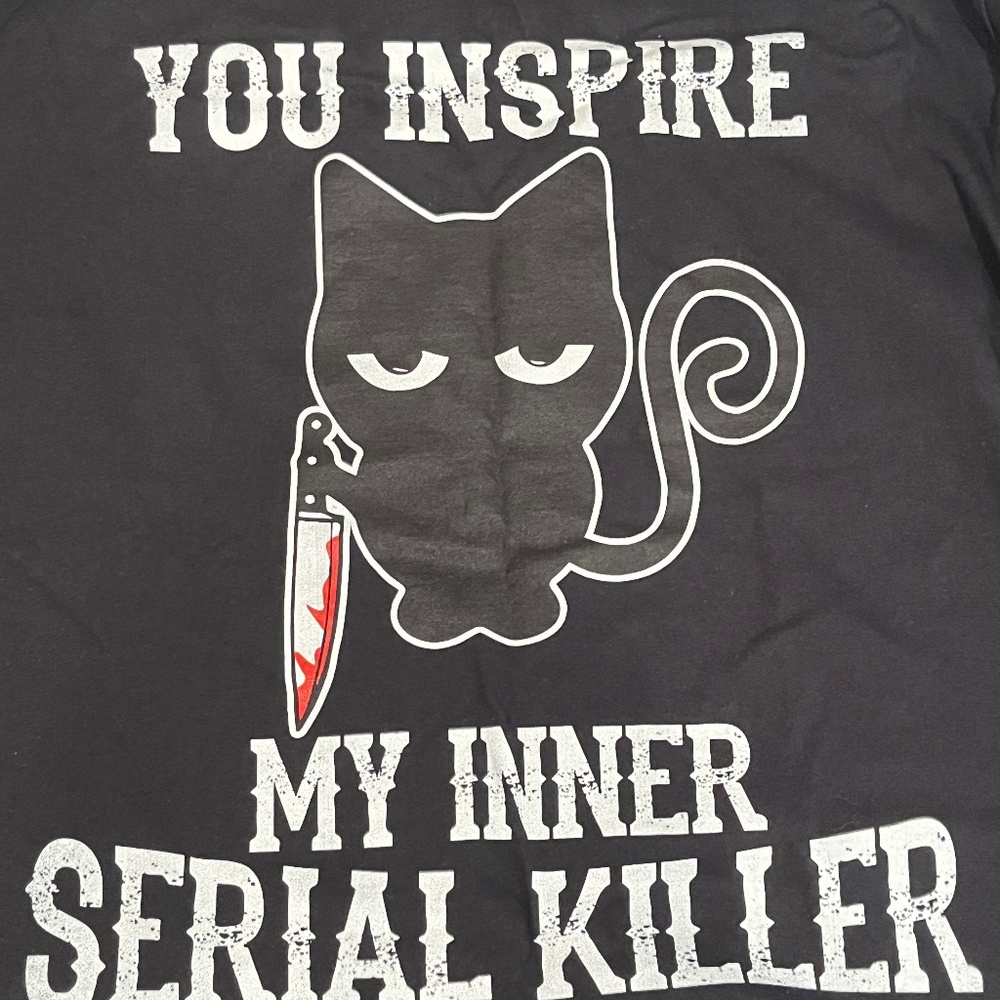 NWOT Unisex Novelty Serial Killer T-shirt L